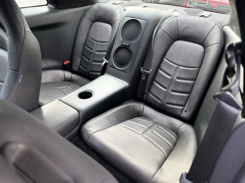 Used 2020 Nissan GT-R Premium w/ Premium Interior Package image 12