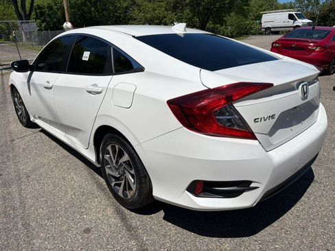 Used 2018 Honda Civic EX image 12