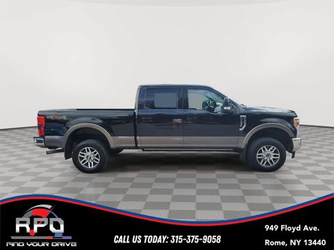 Used 2018 Ford F250 Lariat w/ Lariat Ultimate Package AWD/4WD image 3