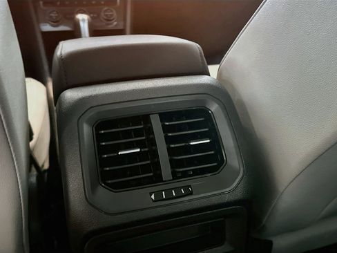 Used 2019 Volkswagen Tiguan S AWD/4WD image 29