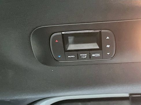 Used 2023 Honda Odyssey Sport image 25