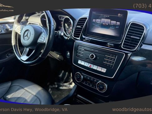 Used 2017 Mercedes-Benz GLE 350 4MATIC image 29