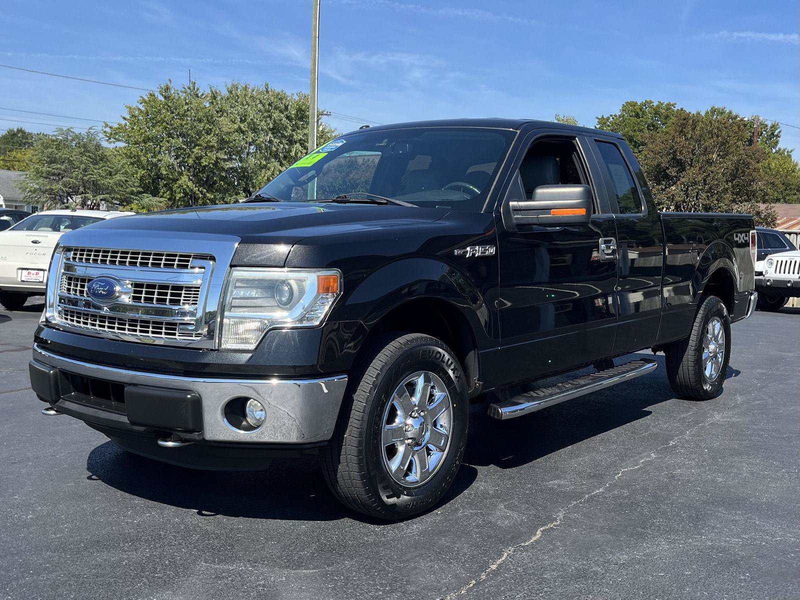 Used 2014 Ford F150 XLT w/ Equipment Group 302A Luxury AWD/4WD image 4
