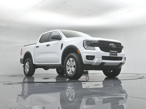 Certified 2025 Ford Ranger XL w/ Trailer Tow Package RWD image 46