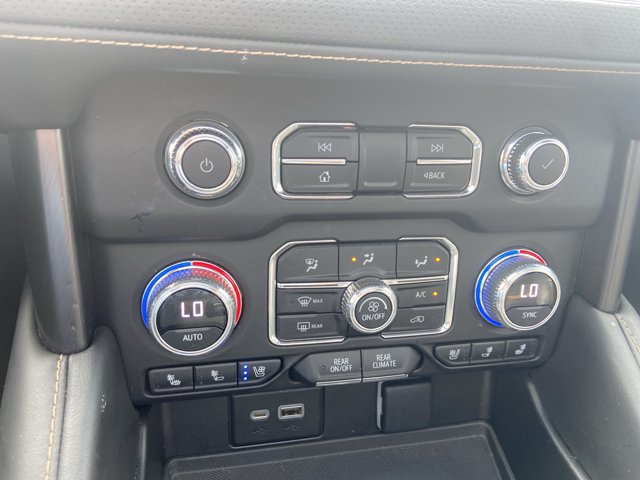 Used 2023 GMC Yukon AT4 AWD/4WD image 31
