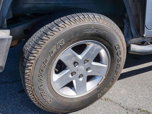 Used 2014 Jeep Wrangler Unlimited Sport w/ Quick Order Package 24S AWD/4WD image 12