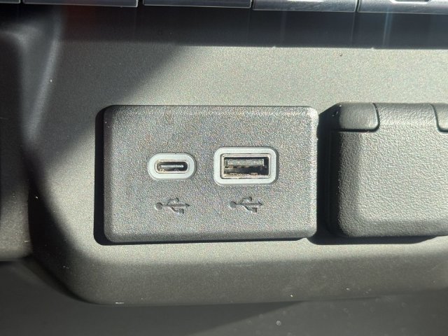 Used 2026 Chevrolet Silverado 3500 W/T AWD/4WD image 24