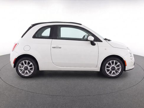 Used 2017 FIAT 500 Pop FWD image 8