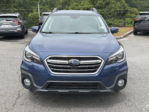 Used 2019 Subaru Outback 3.6R Limited w/ Popular Package #2 AWD/4WD image 2