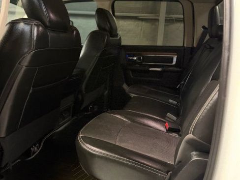 Used 2016 RAM 3500 Laramie w/ Cold Weather Group AWD/4WD image 11