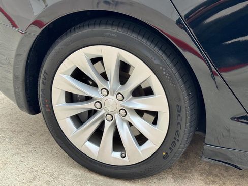 Used 2018 Tesla Model S 75D image 34