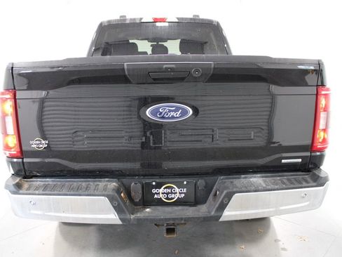 Used 2022 Ford F150 XLT w/ Trailer Tow Package image 8