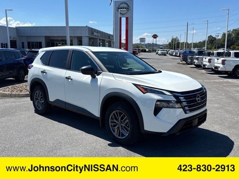 Certified 2025 Nissan Rogue S image 1