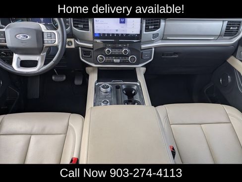 Used 2024 Ford Expedition Max XLT image 12