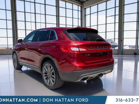 Used 2016 Lincoln MKX Reserve w/ Technology Package AWD/4WD image 26