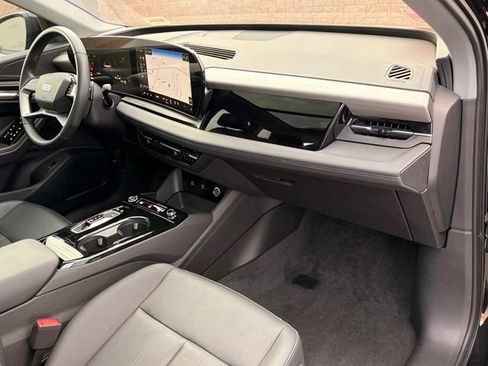 Used 2025 Audi Q6 e-tron Premium w/ Convenience Package AWD/4WD image 15