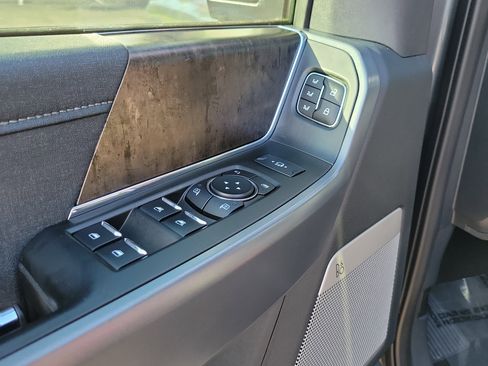 Used 2024 Ford F250 Lariat w/ Lariat Ultimate Package image 19