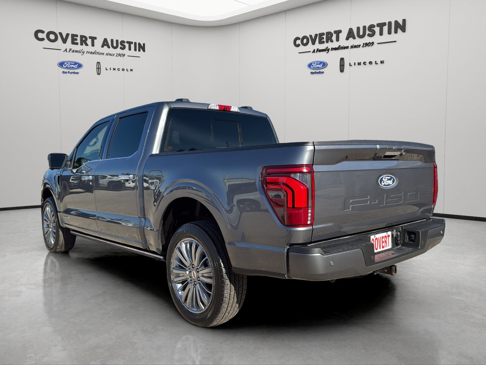 Used 2024 Ford F150 Platinum w/ Equipment Group 703A Plus AWD/4WD image 3