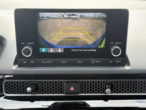 Used 2023 Honda Civic Sport image 18