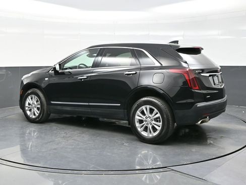 Certified 2025 Cadillac XT5 Luxury w/ LPO, Floor Liner Package AWD/4WD image 4