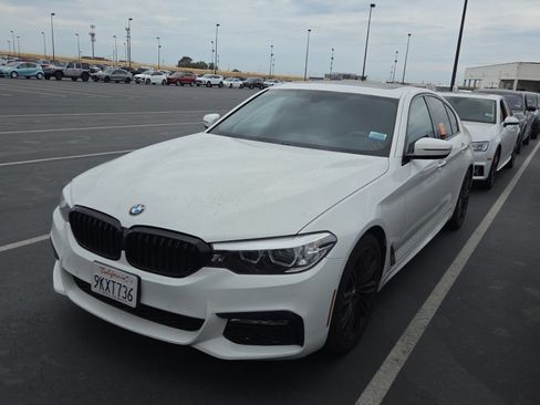 Used 2018 BMW 540i RWD image 4
