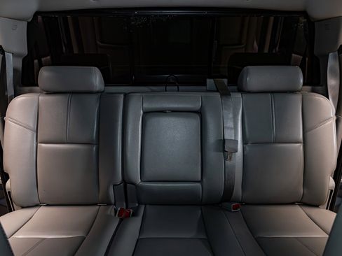 Used 2014 Chevrolet Silverado 2500 LT w/ Interior Plus Package image 22