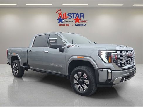 Used 2025 GMC Sierra 2500 Denali image 1