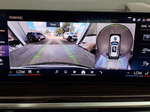 Used 2025 BMW X5 sDrive40i w/ Premium Package RWD image 14