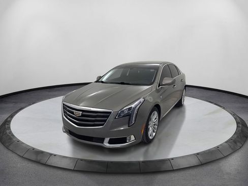 Used 2019 Cadillac XTS Luxury FWD image 1