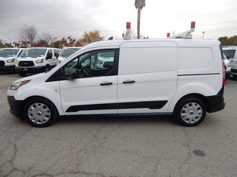 Used 2020 Ford Transit Connect XL image 5