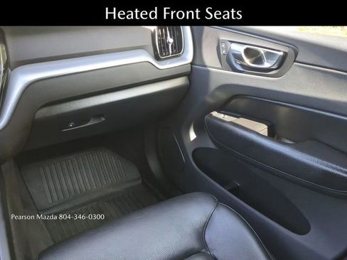 Used 2018 Volvo XC60 T6 Momentum w/ Convenience Package AWD/4WD image 18