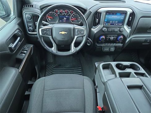 Used 2022 Chevrolet Silverado 1500 LT image 12