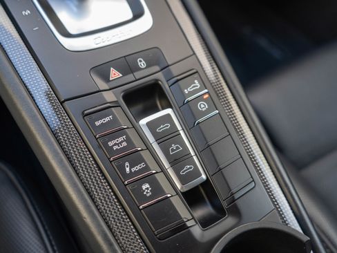 Used 2014 Porsche 911 Turbo S AWD/4WD image 21