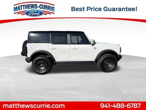 New 2025 Ford Bronco Outer Banks w/ Sasquatch Package image 3