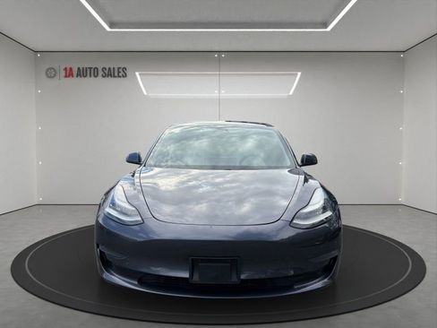 Used 2019 Tesla Model 3 Long Range image 8