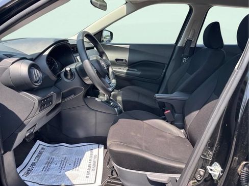 Used 2025 Nissan Kicks Play S FWD image 16