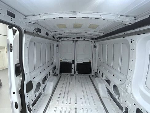 Used 2025 Ford Transit 250 148 Medium Roof RWD image 20