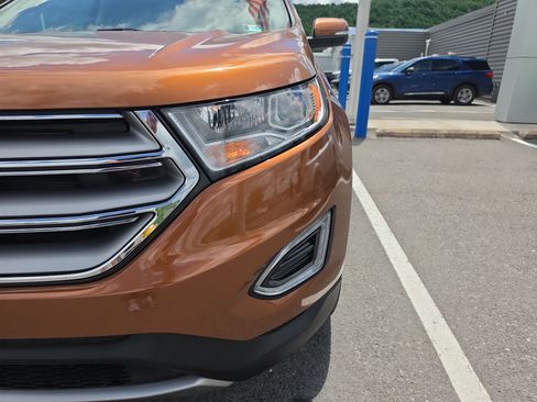Used 2017 Ford Edge SEL w/ Equipment Group 201A AWD/4WD image 10