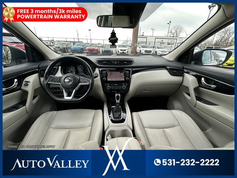 Used 2022 Nissan Rogue Sport SL image 28