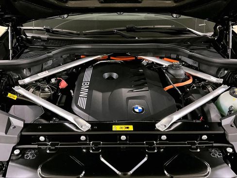 New 2026 BMW X5 xDrive50e AWD/4WD image 14