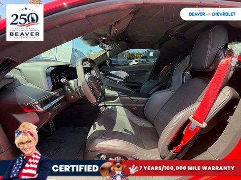 Used 2025 Chevrolet Corvette Z06 RWD image 11