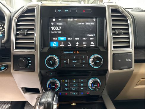 Used 2016 Ford F150 Lariat w/ Equipment Group 502A Luxury image 14