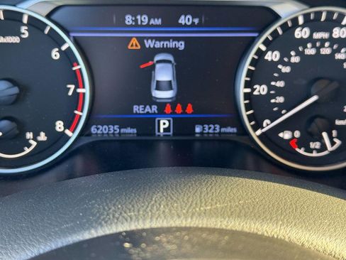 Used 2024 Nissan Altima 2.5 SV image 18