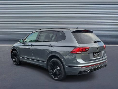 Used 2023 Volkswagen Tiguan SE R-Line FWD image 4