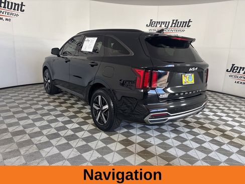 Used 2022 Kia Sorento S image 7