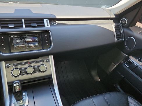 Used 2016 Land Rover Range Rover Sport SE AWD/4WD image 15