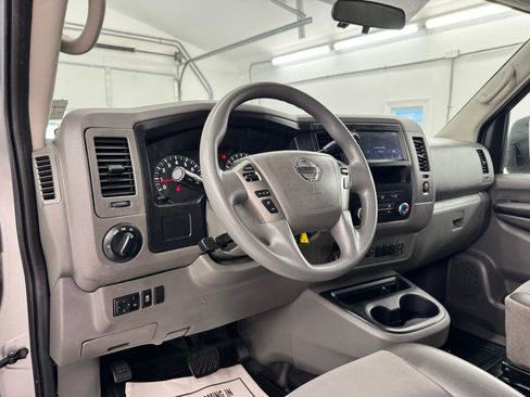 Used 2019 Nissan NV 3500 S RWD image 12