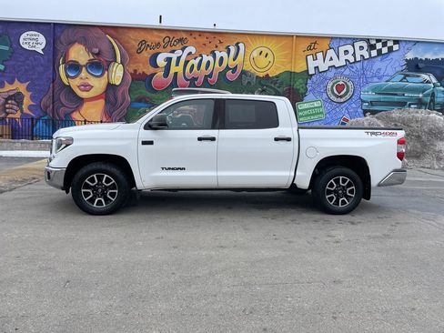 Used 2019 Toyota Tundra SR5 image 2