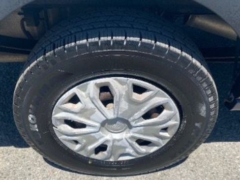 Used 2015 Ford Transit 350 XLT RWD image 24