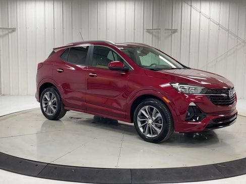 Used 2021 Buick Encore GX Select w/ Sport Touring Package FWD image 2